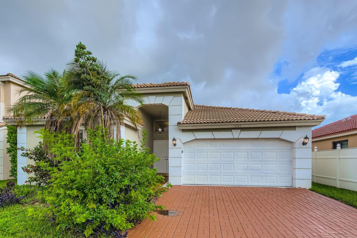13249 SW 50th St