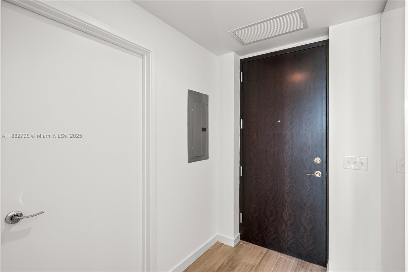 image Nine At Mary Brickel6