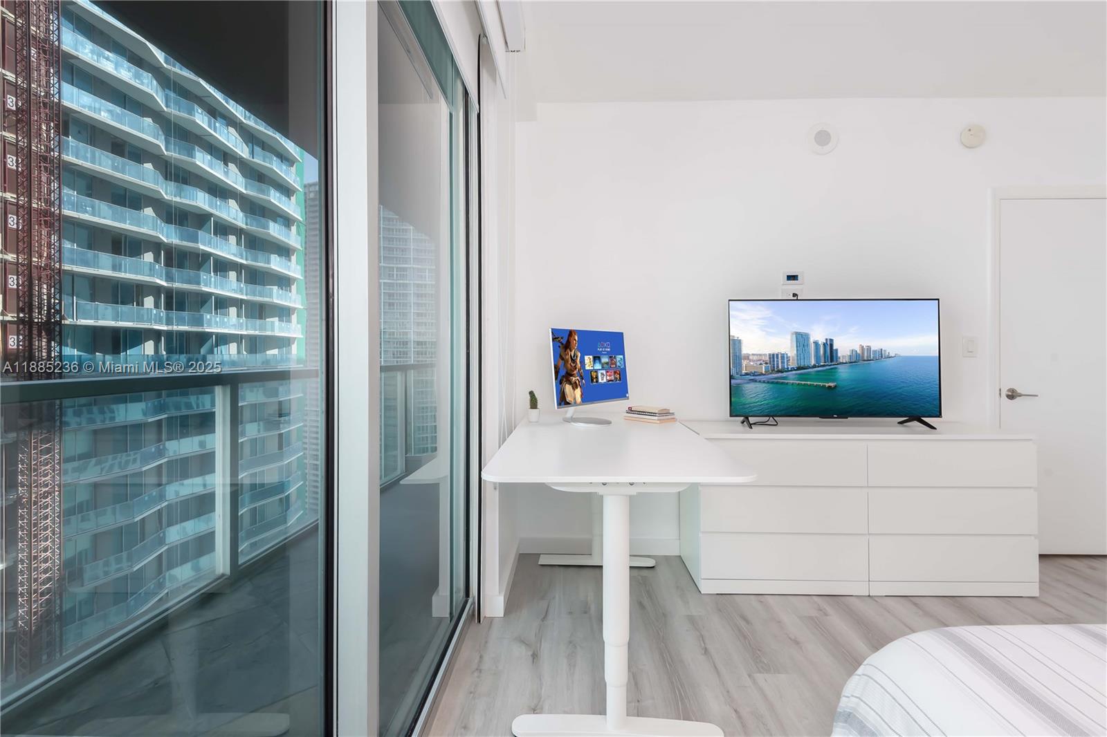 image 500 Brickell18