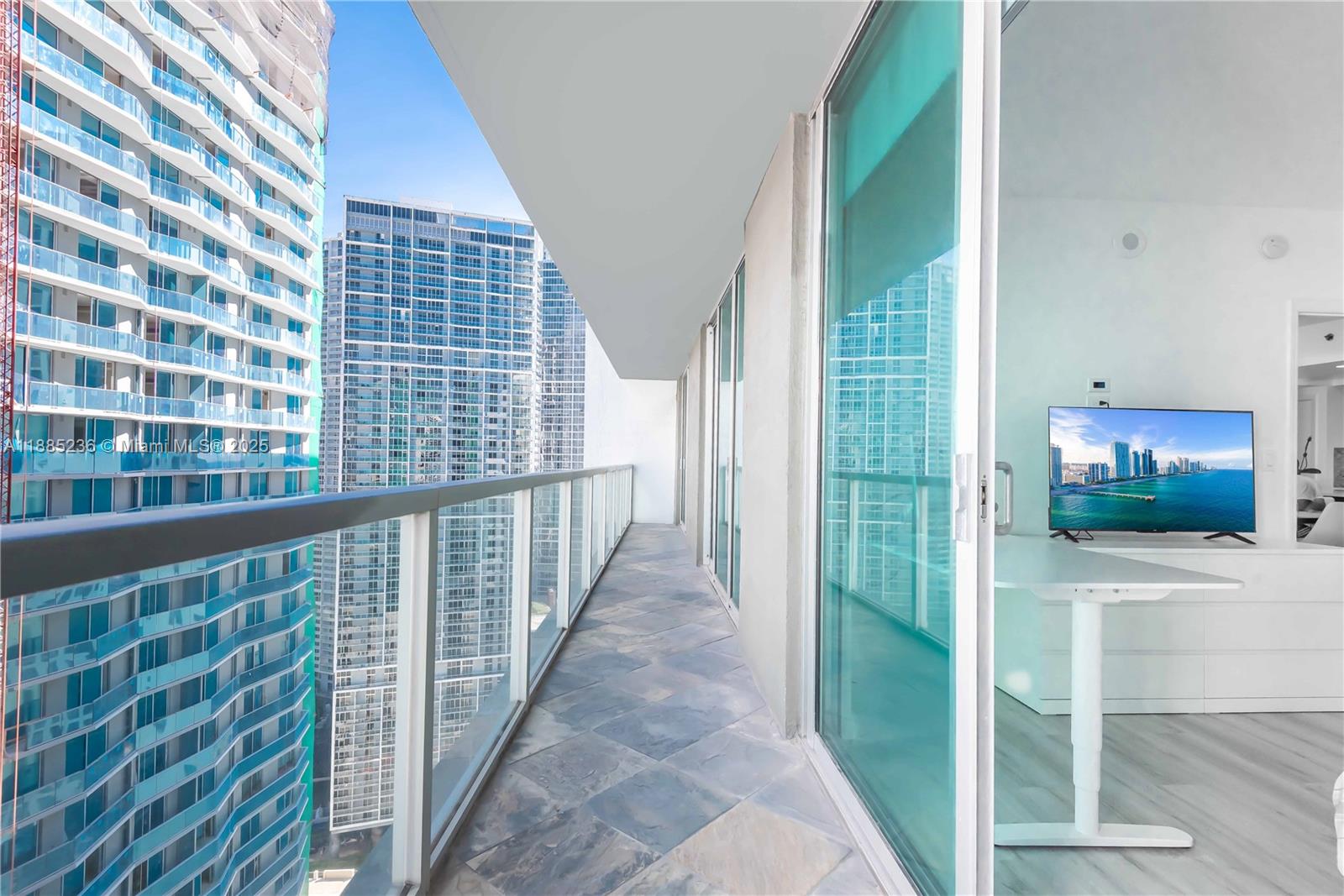 image 500 Brickell23