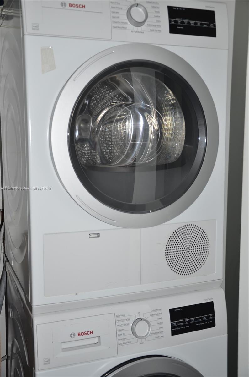 image 900 Biscayne24