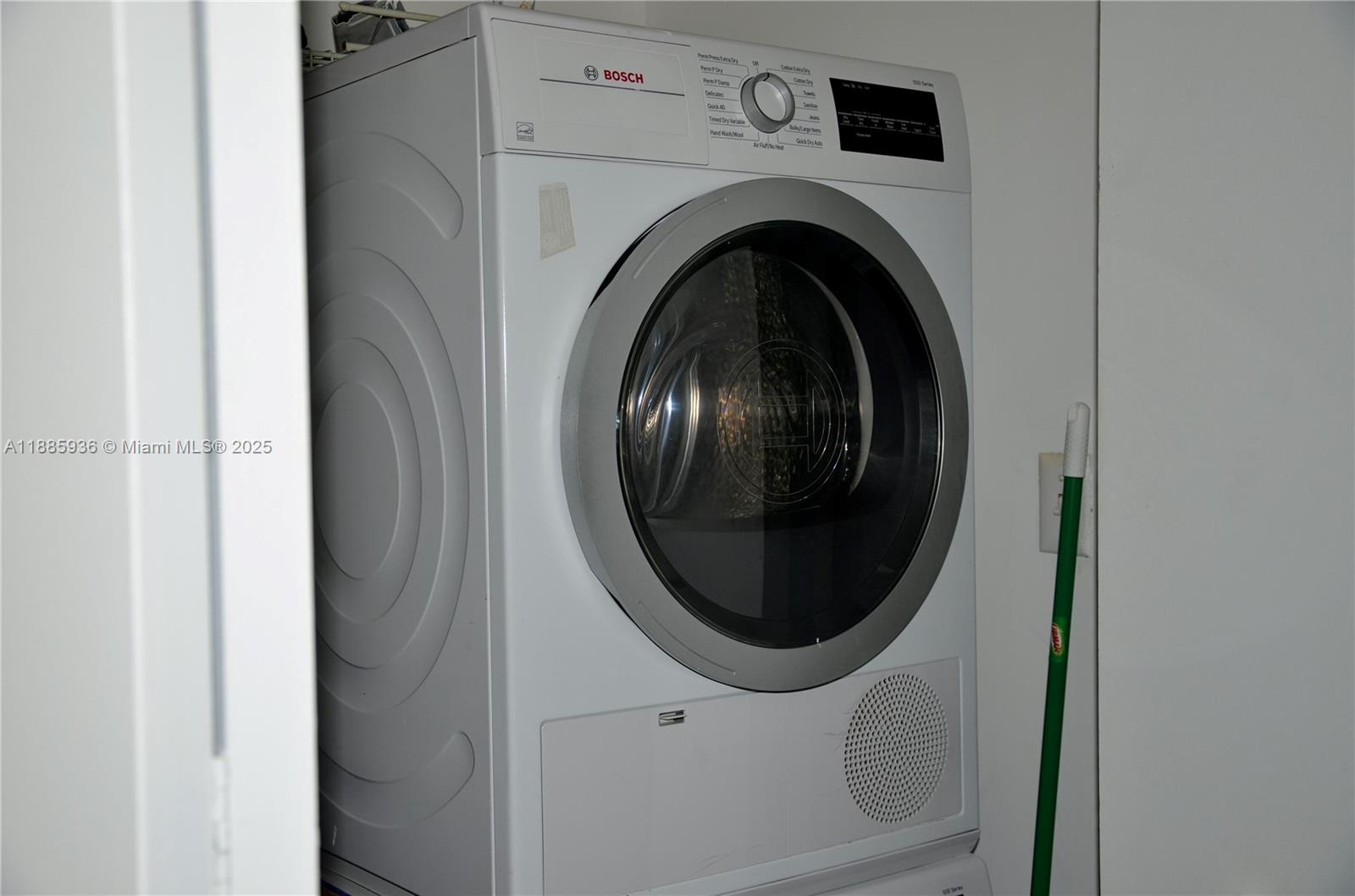 image 900 Biscayne25