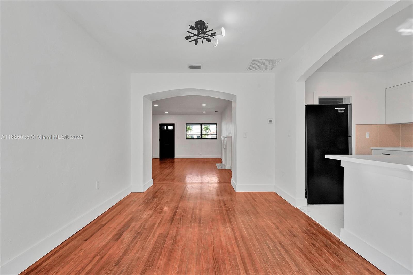 9173 Byron Ave Surfside, FL 33154