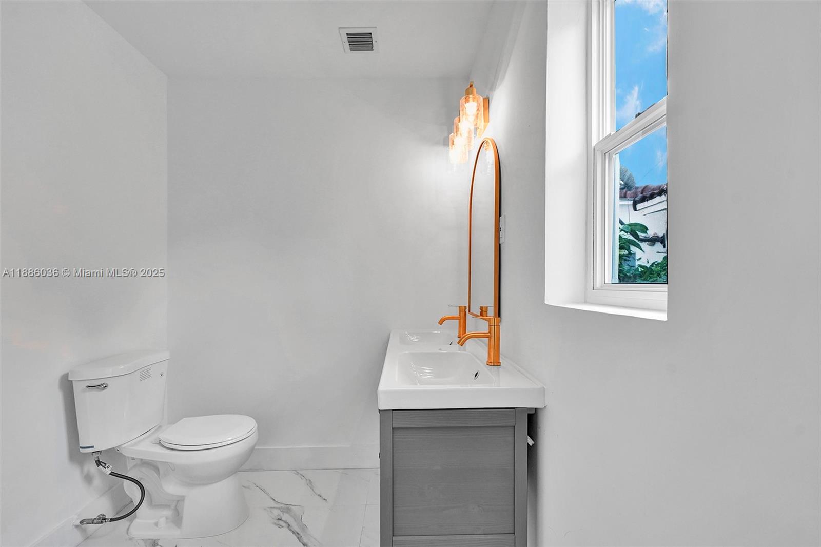 9173 Byron Ave Surfside, FL 33154