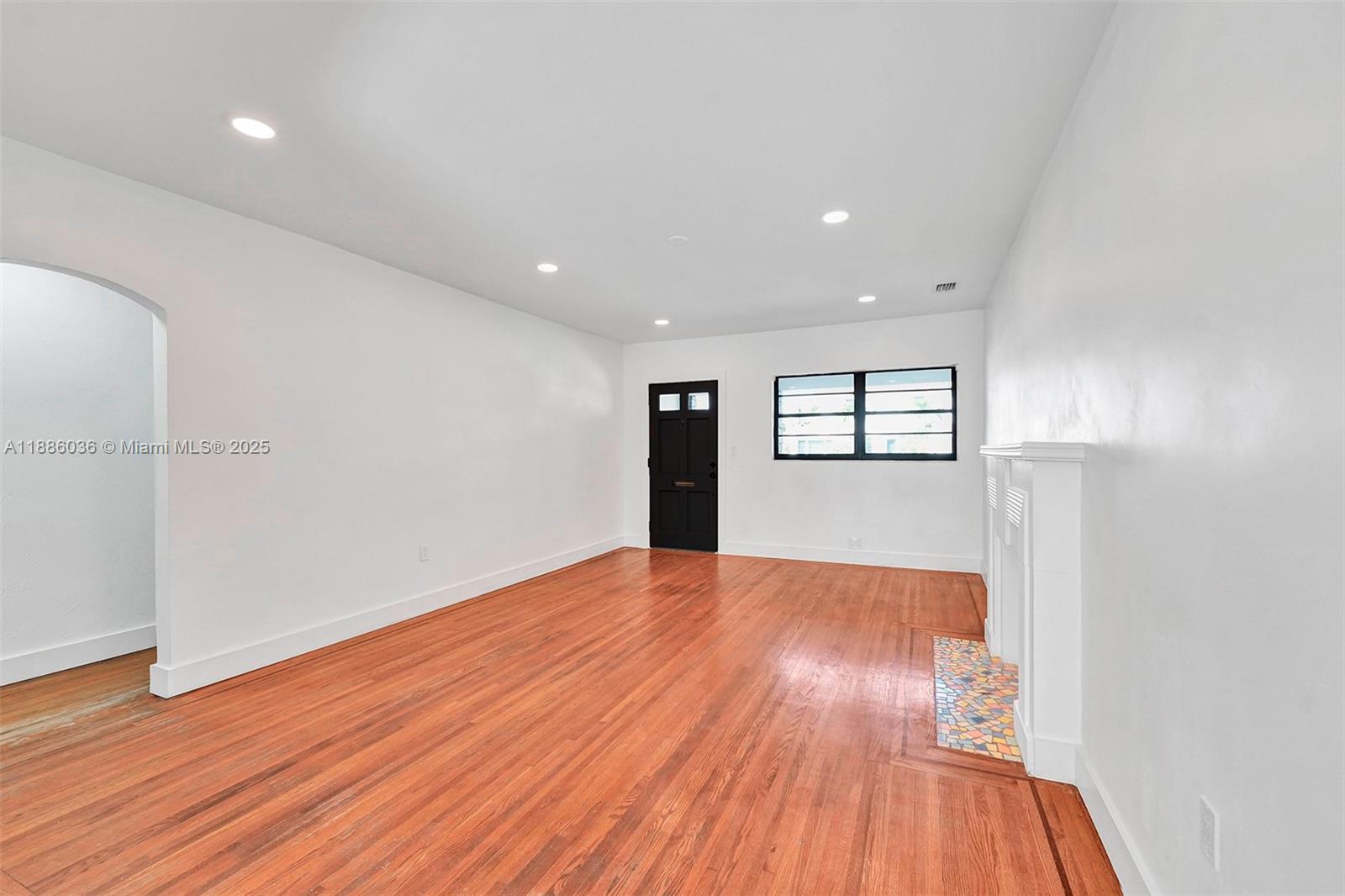 9173 Byron Ave Surfside, FL 33154