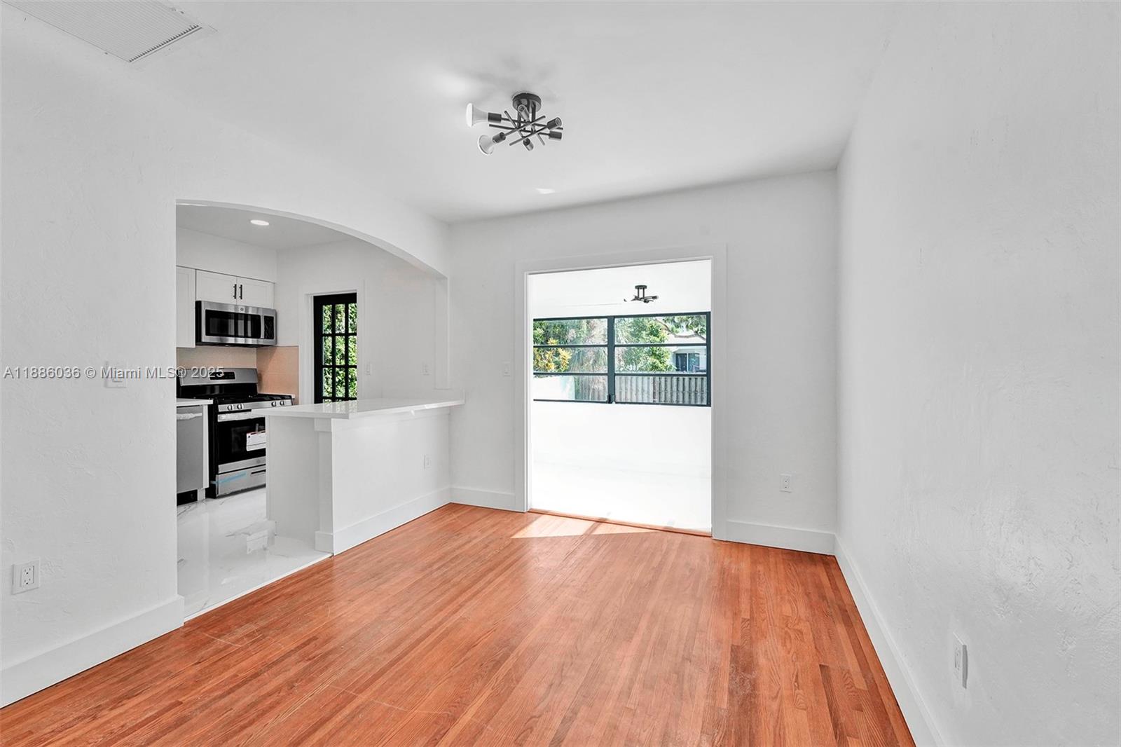 9173 Byron Ave Surfside, FL 33154