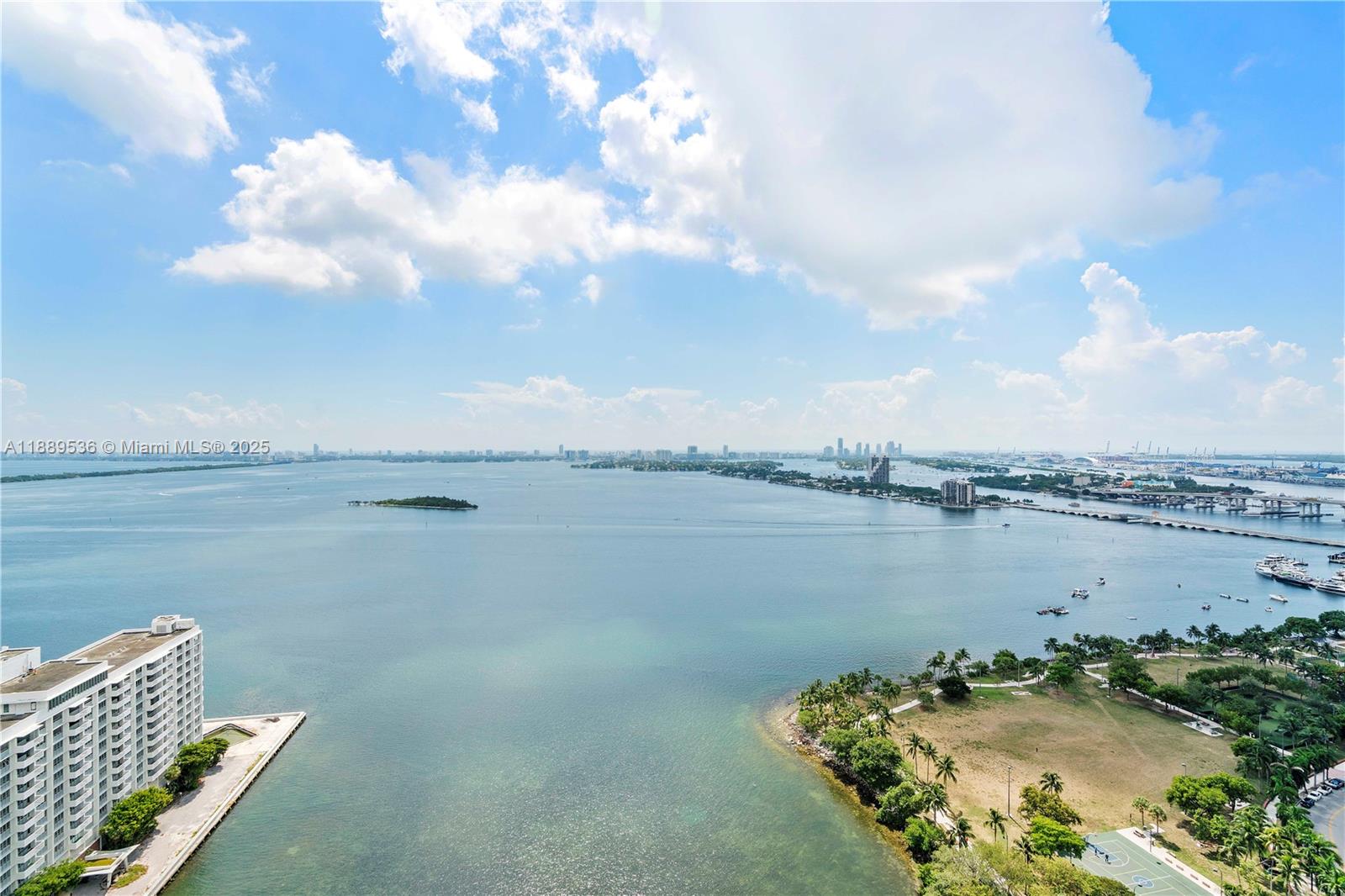 image Paramount Bay20