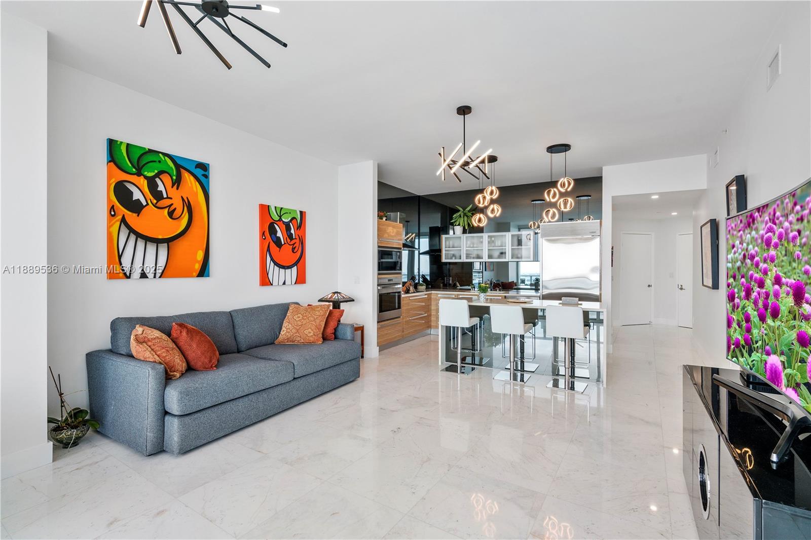 image Paramount Bay23