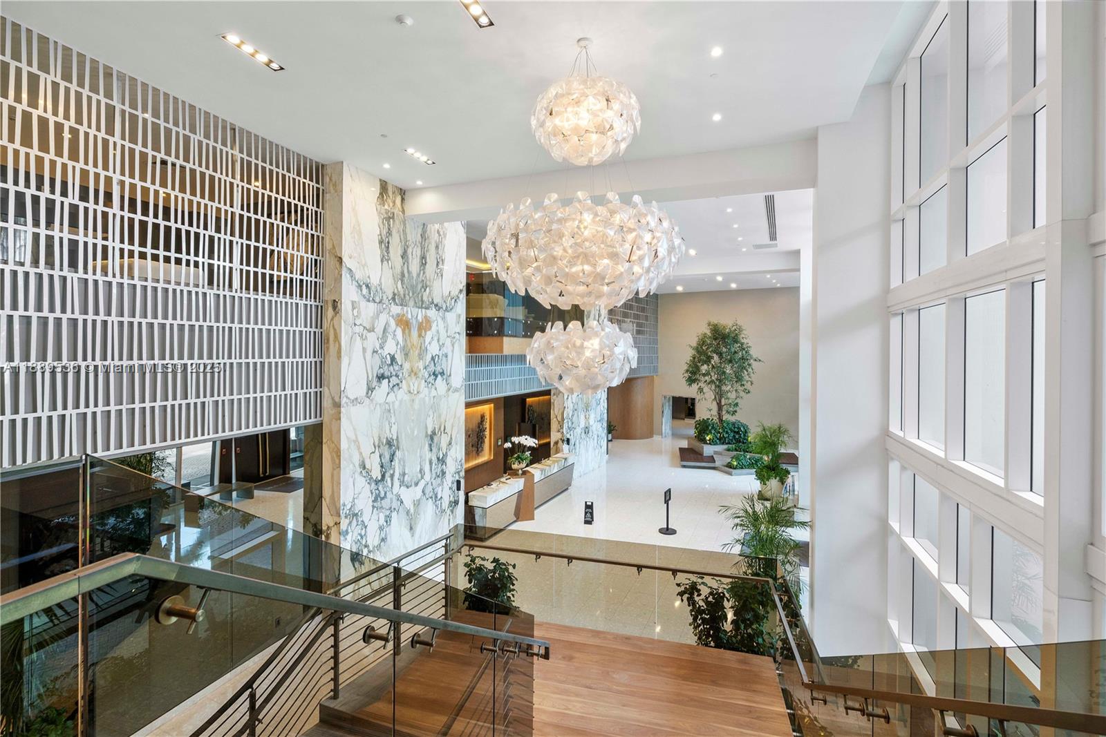 image Paramount Bay28