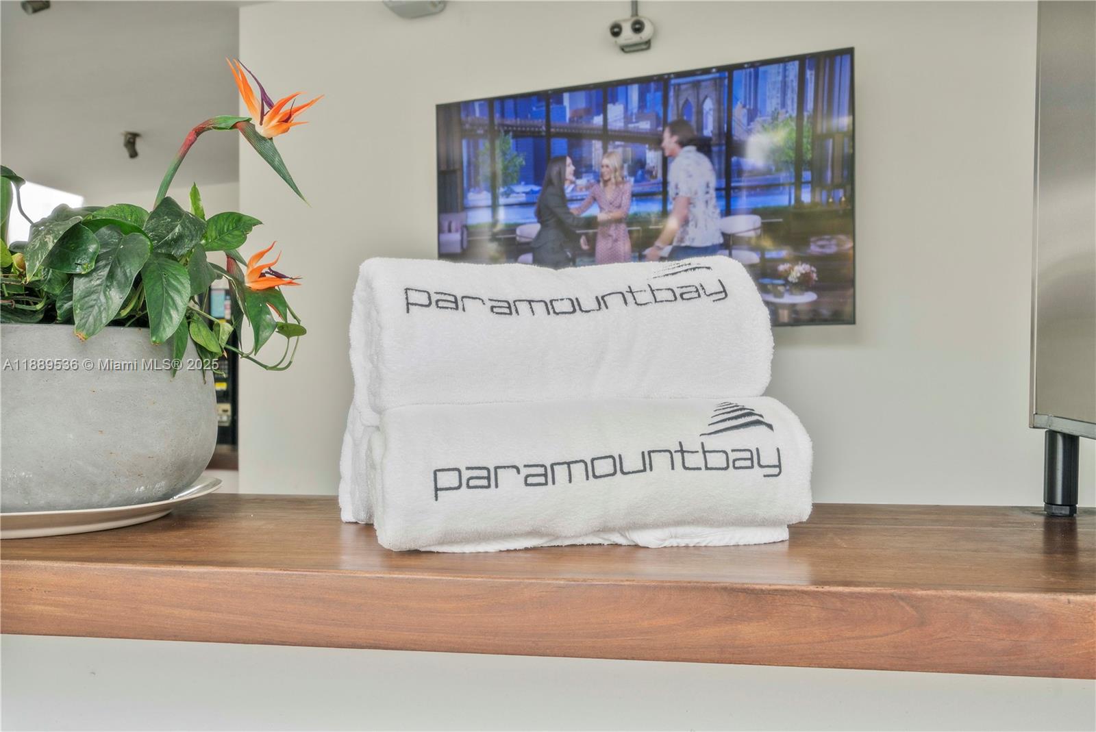 image Paramount Bay37