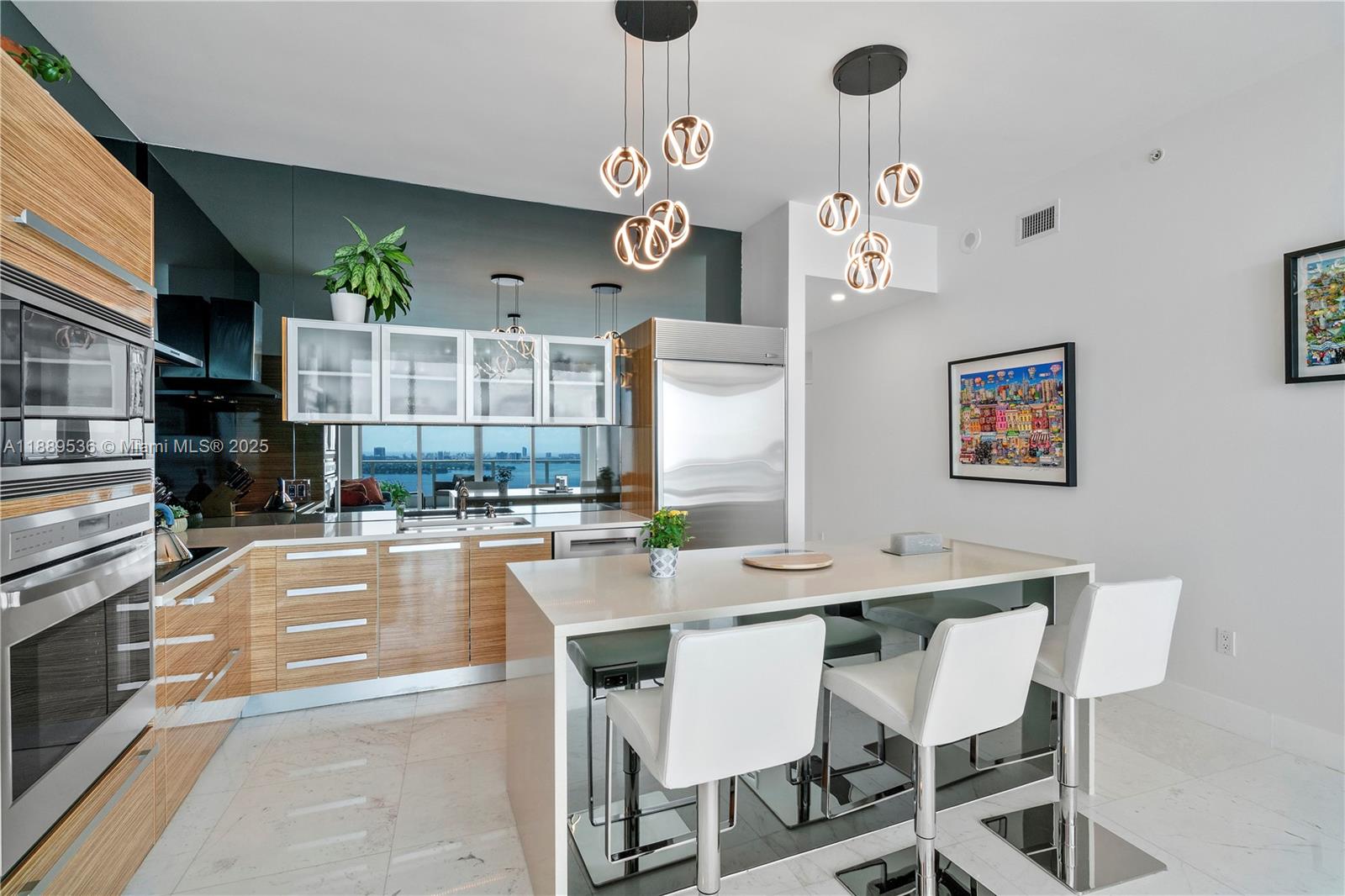 image Paramount Bay4