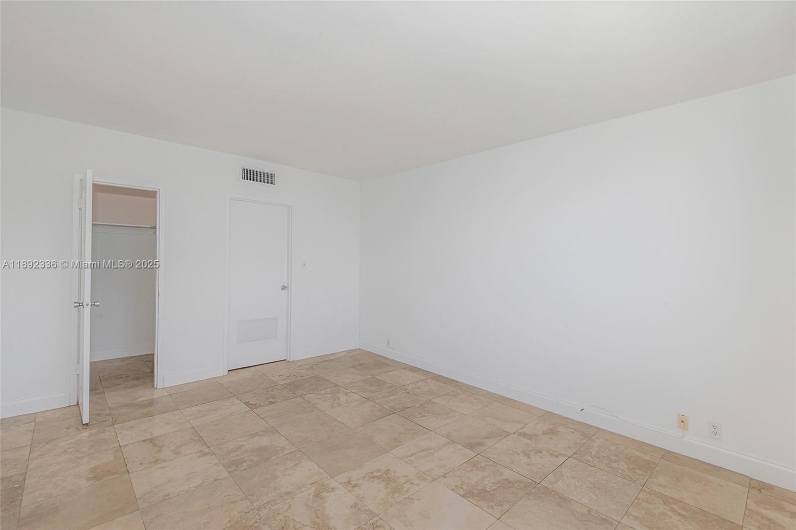 image Mirador 1000 Condo18