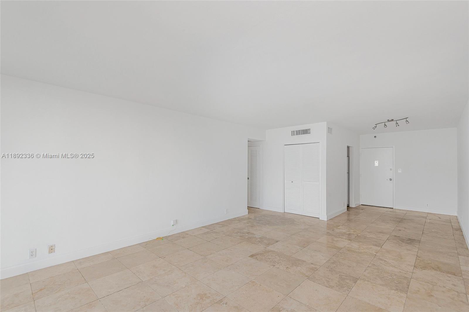 image Mirador 1000 Condo6