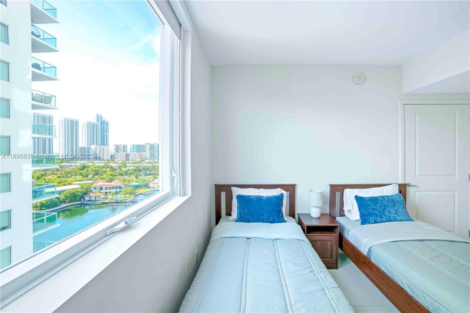 image 400 Sunny Isles Residence9