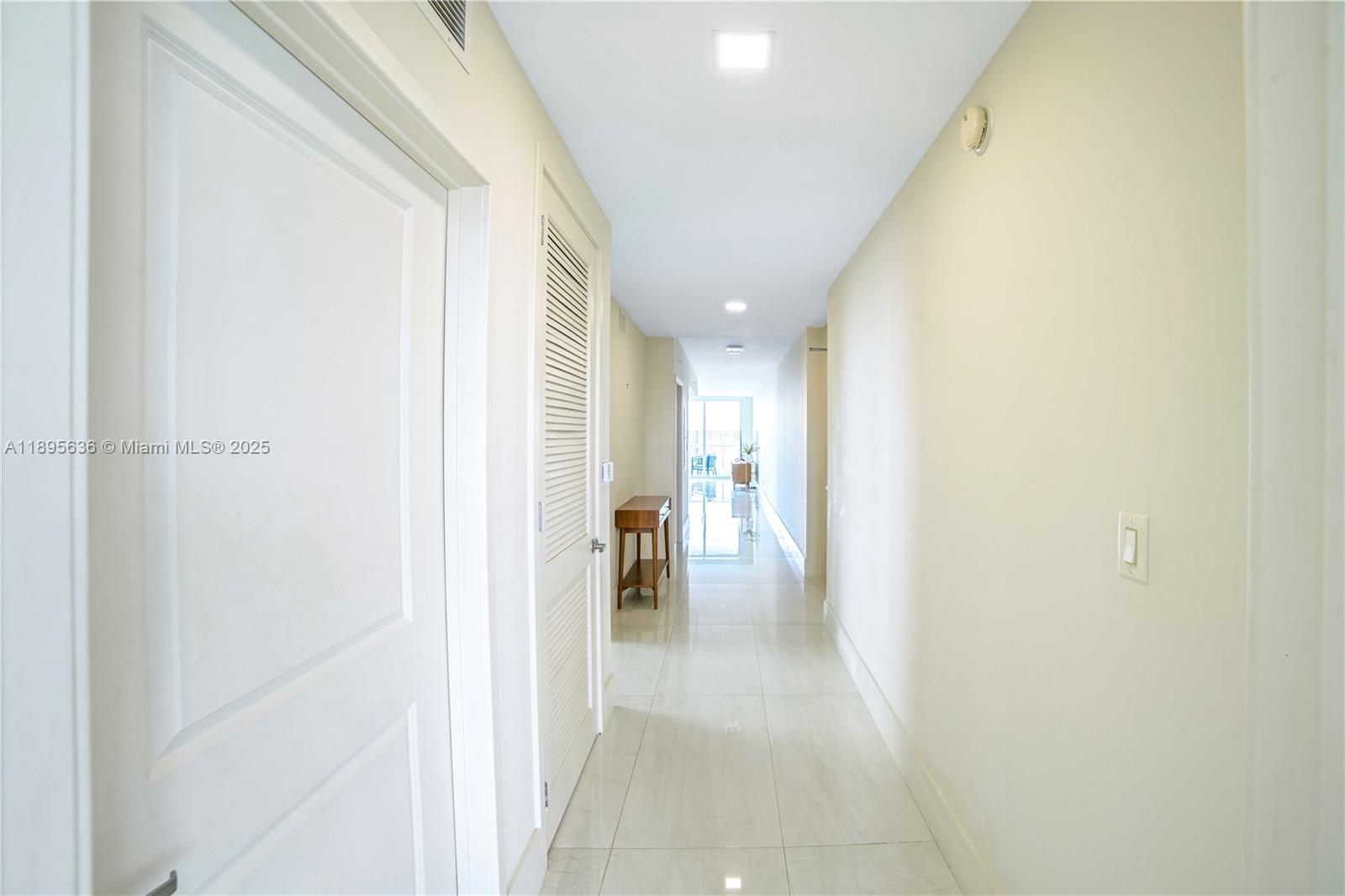 image 400 Sunny Isles Residence30