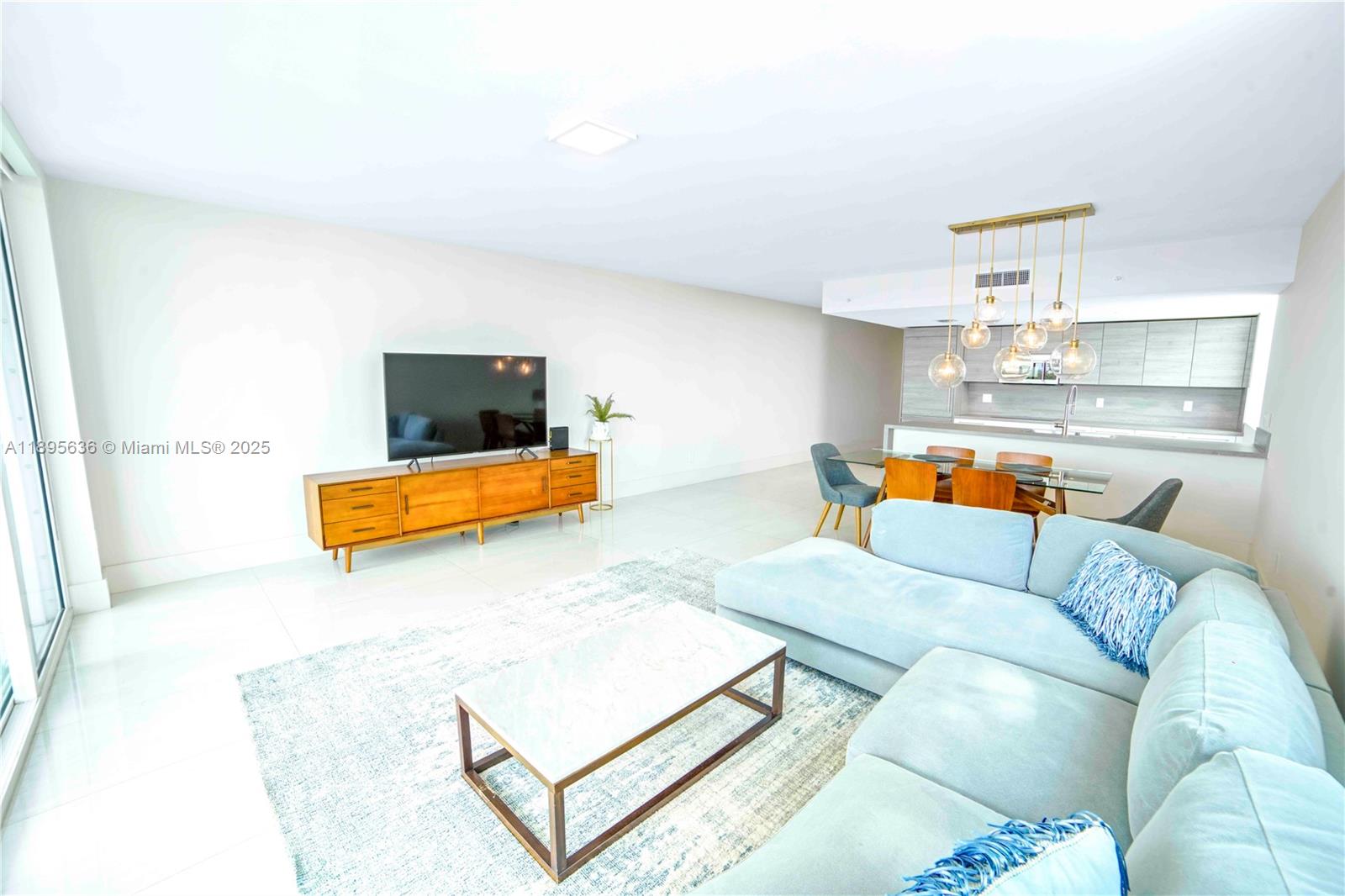 image 400 Sunny Isles Residence34