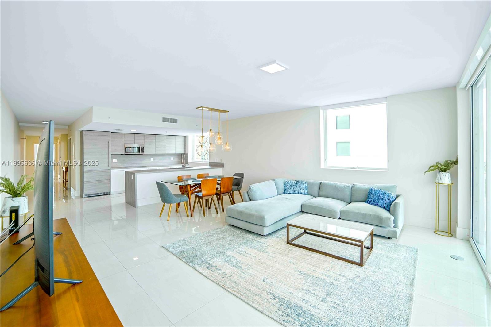 image 400 Sunny Isles Residence35