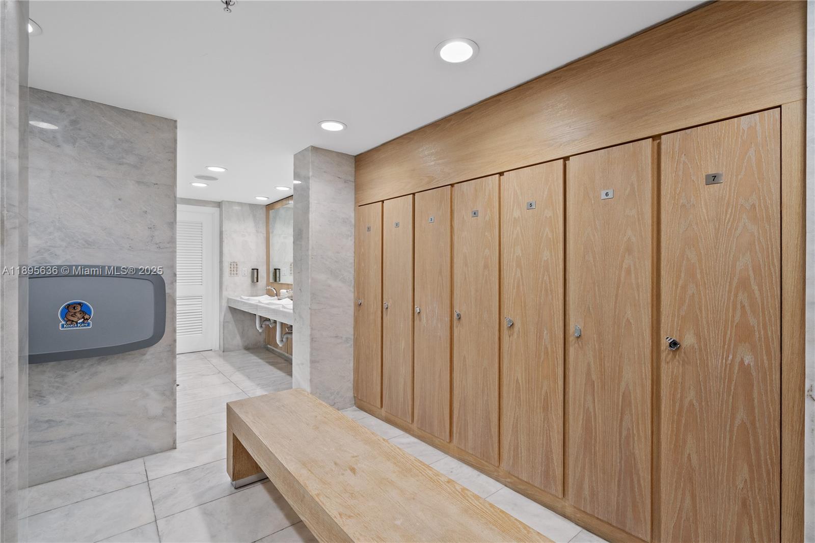 image 400 Sunny Isles Residence42