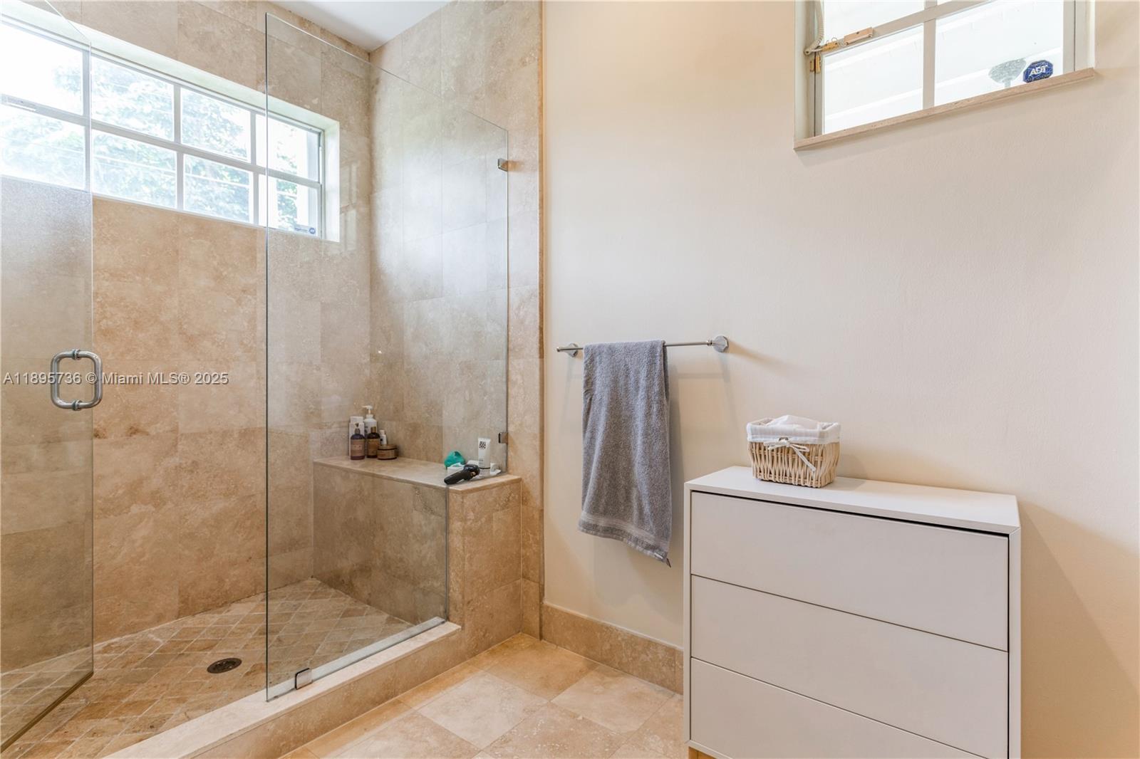 5774 SW 76th Ter South Miami, FL 33143