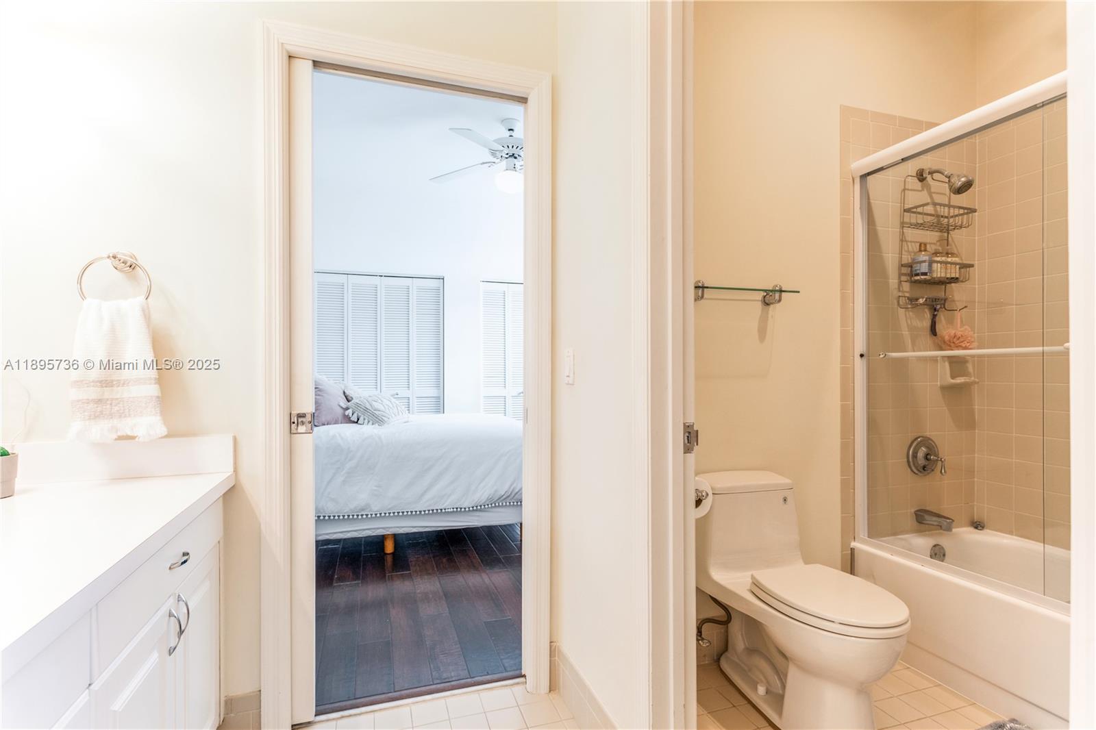 5774 SW 76th Ter South Miami, FL 33143