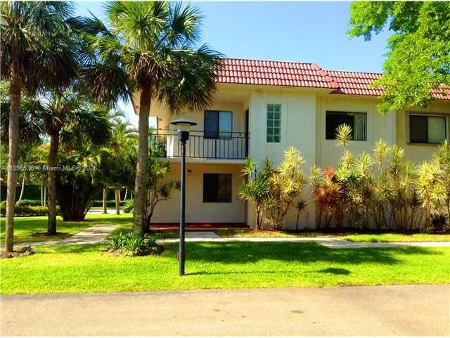 16168 Laurel Dr #201