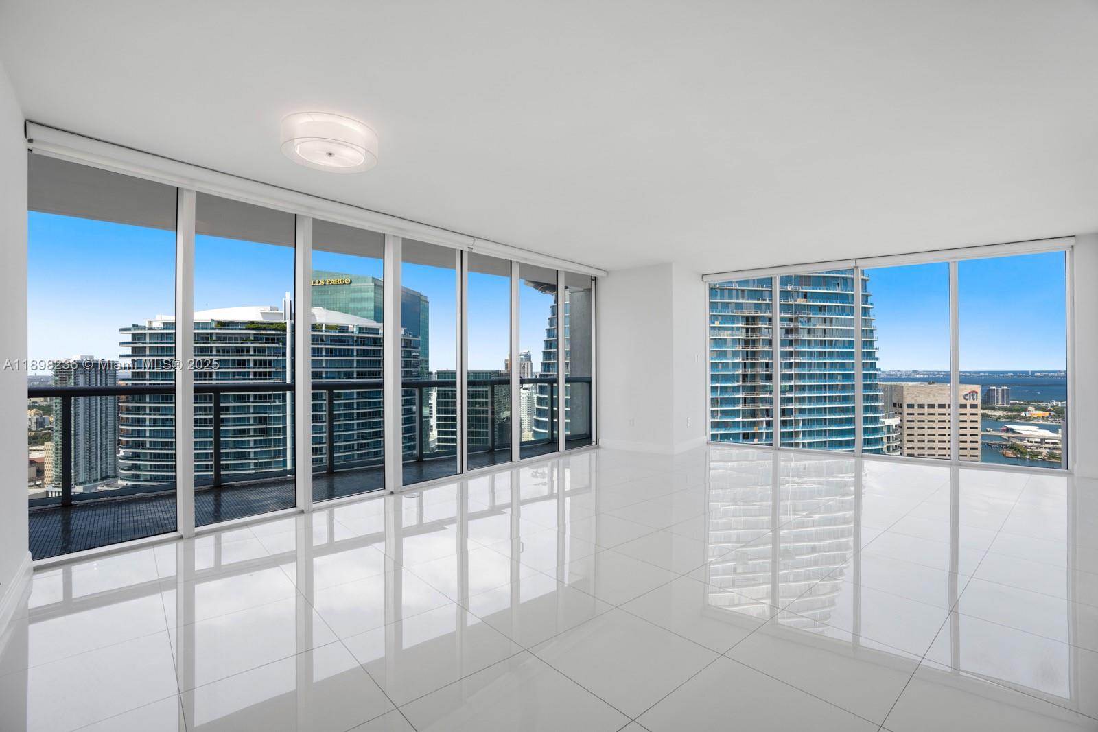 465 Brickell Ave #5002