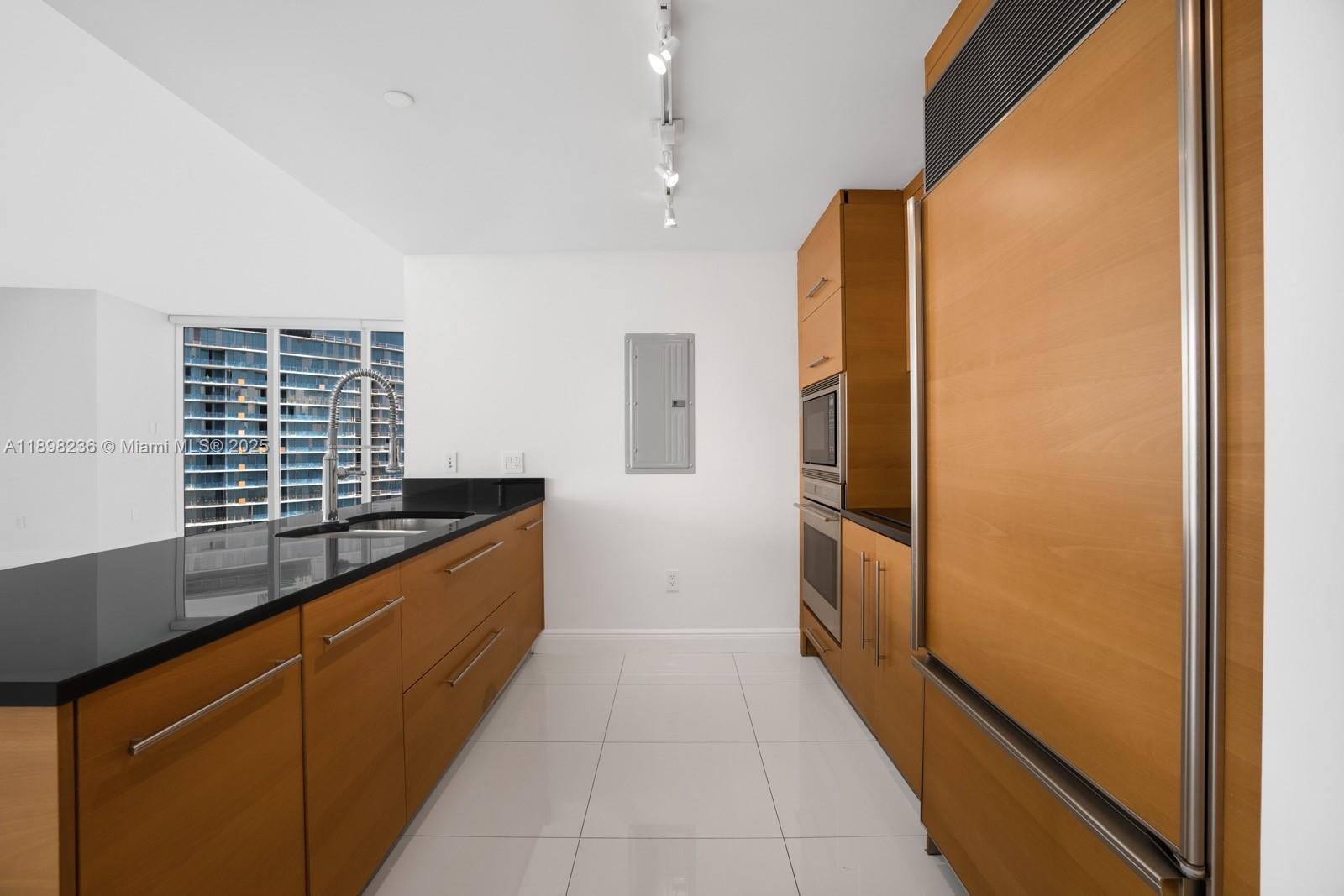 image Icon Brickell4