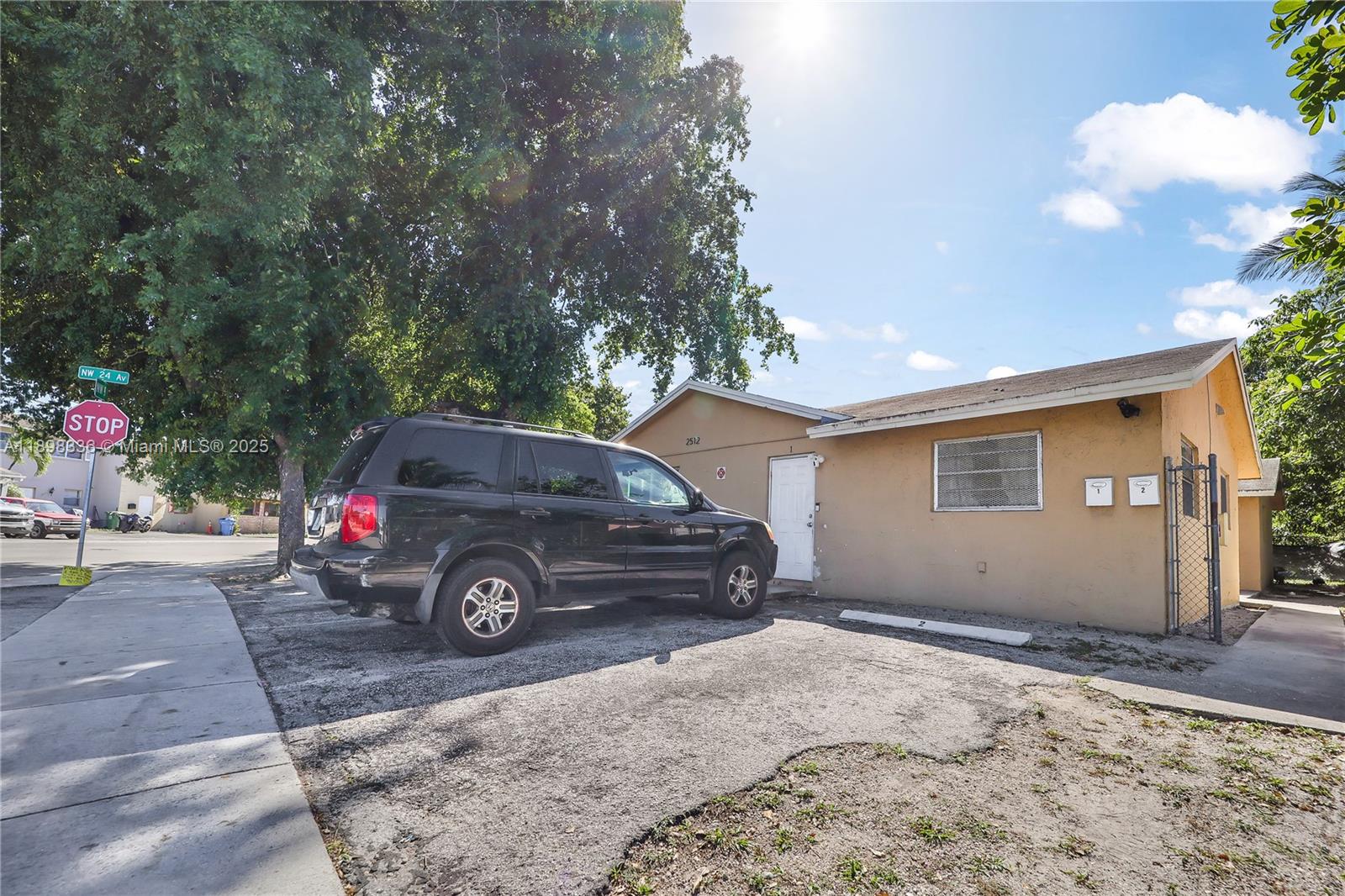 2512 NW 9th Pl
