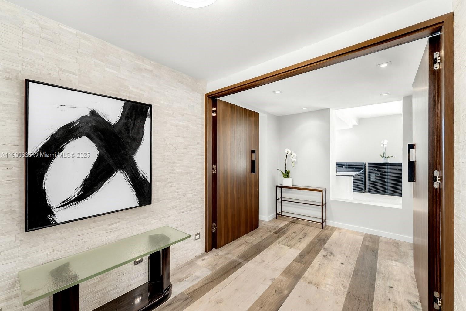 image Jade Brickell Residences3