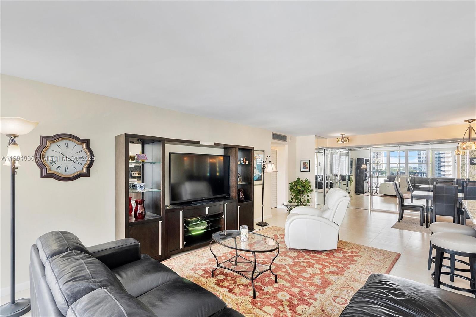 image Winston Towers16