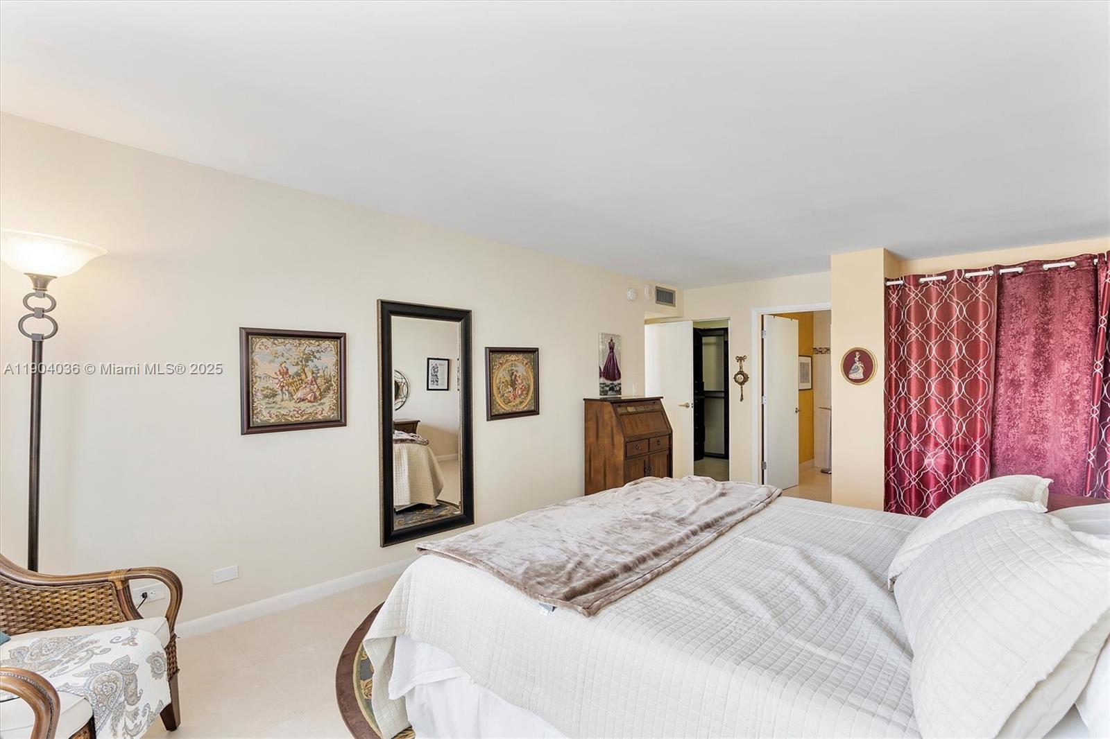 image Winston Towers22