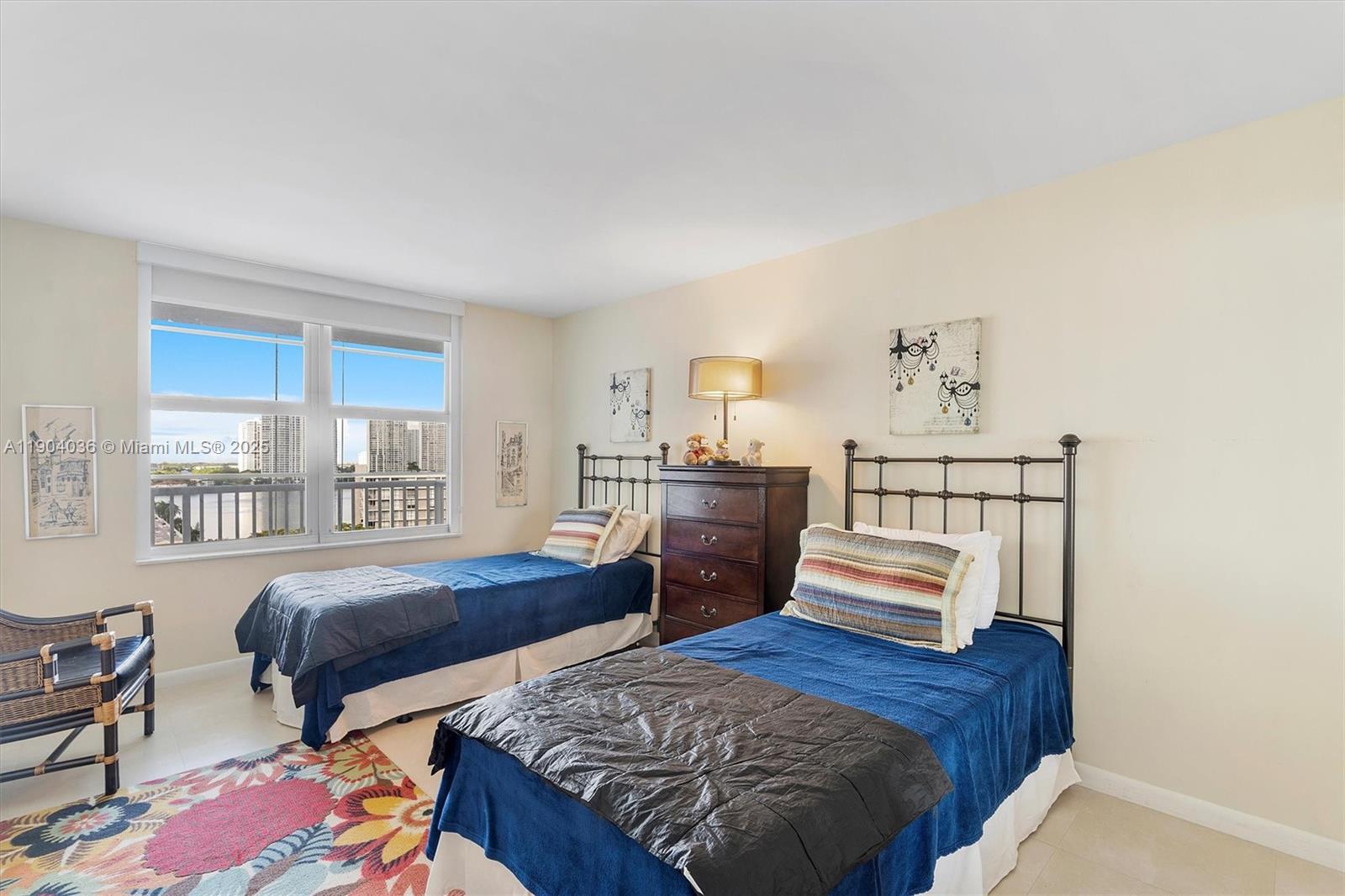 image Winston Towers25