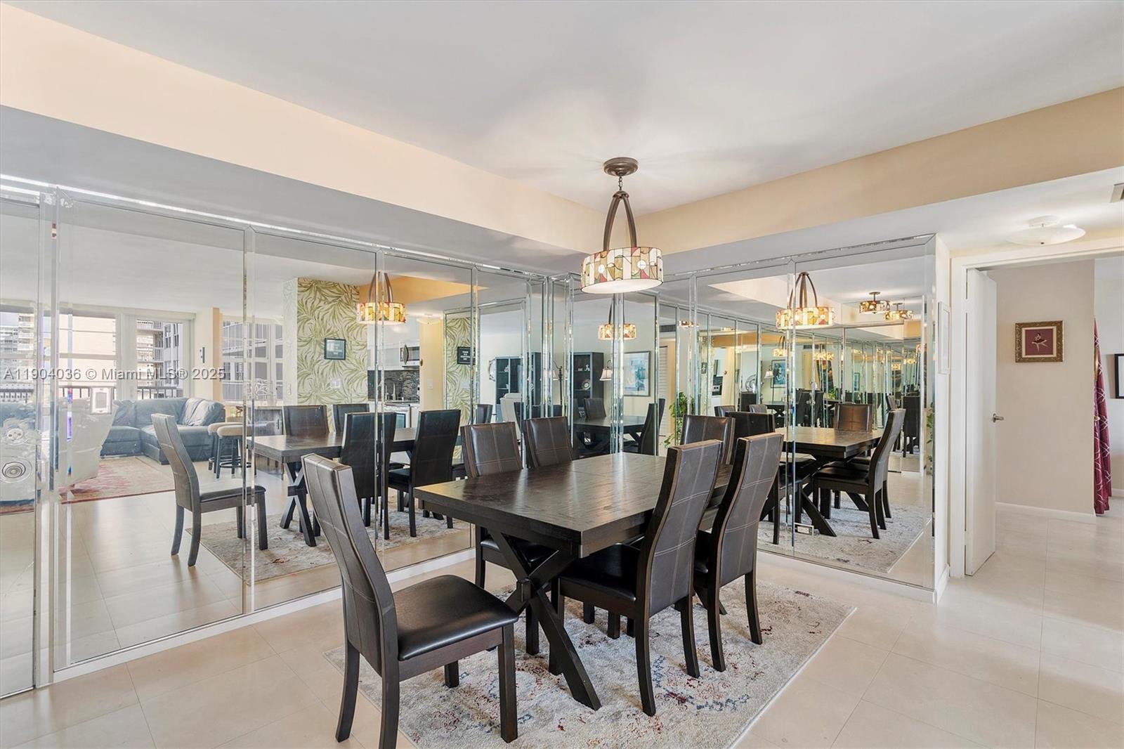 image Winston Towers2