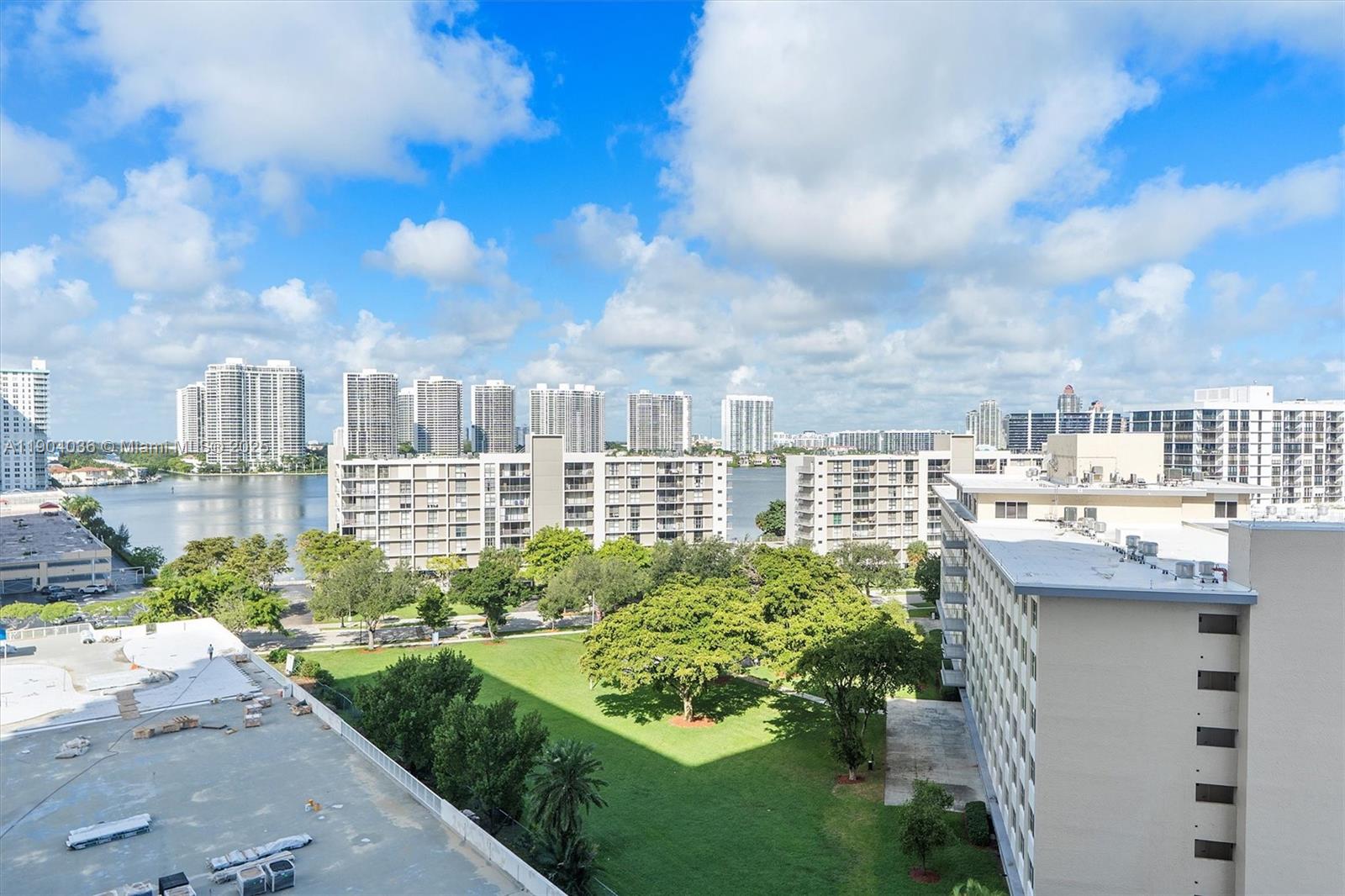 image Winston Towers42