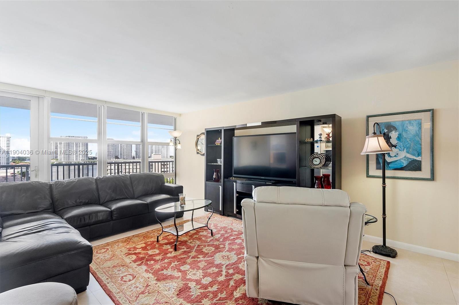 image Winston Towers8