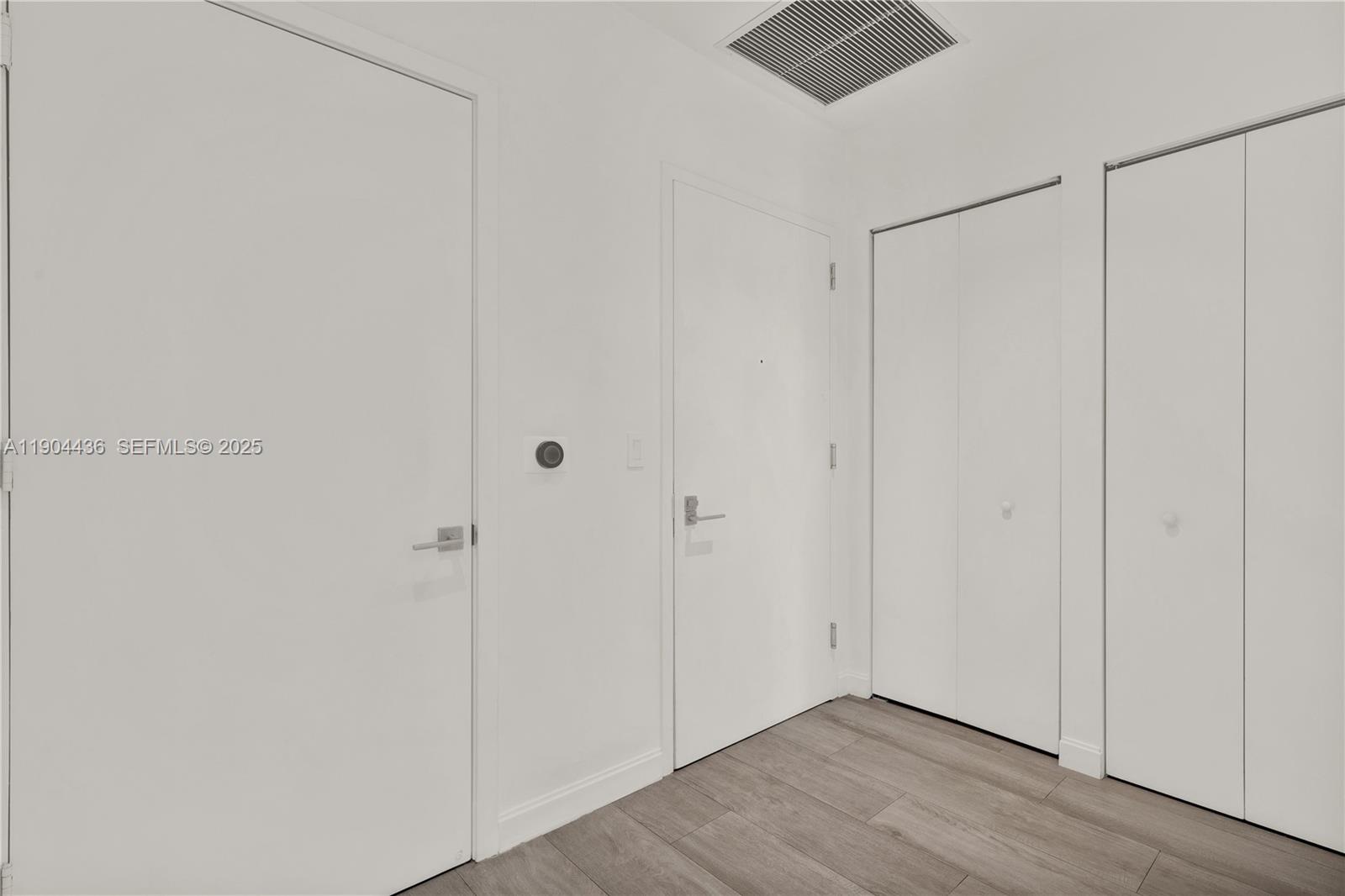 image Brickell Heights East21