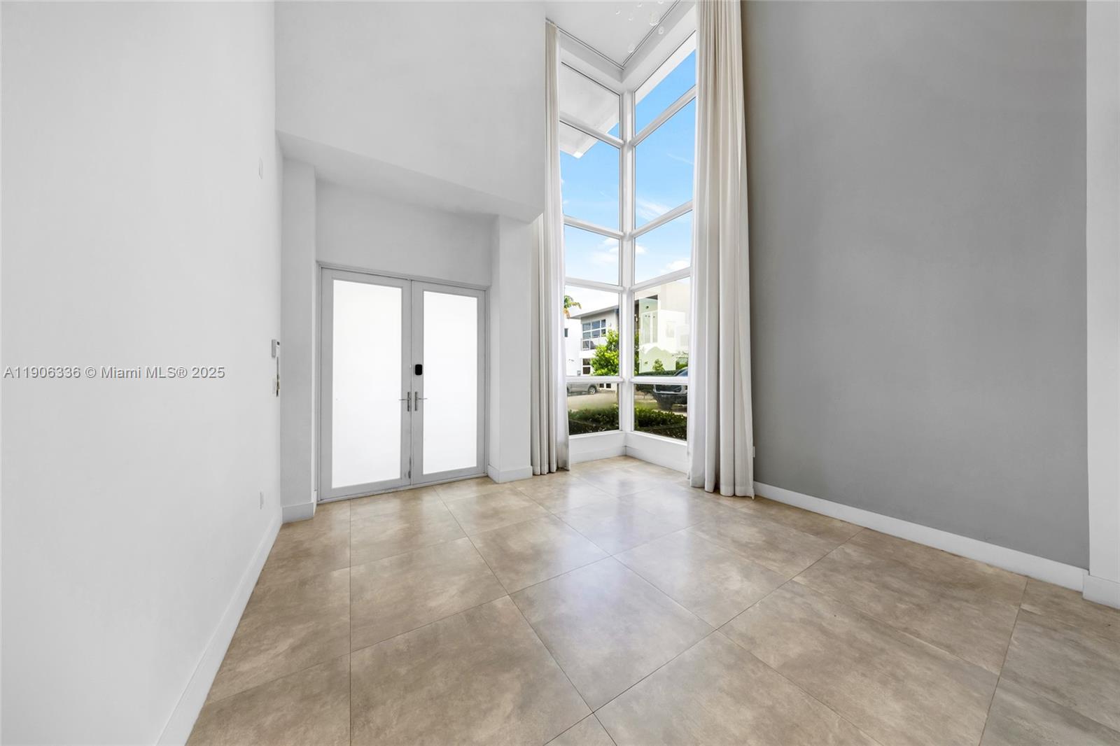 7541 NW 97th Ct Doral, FL 33178