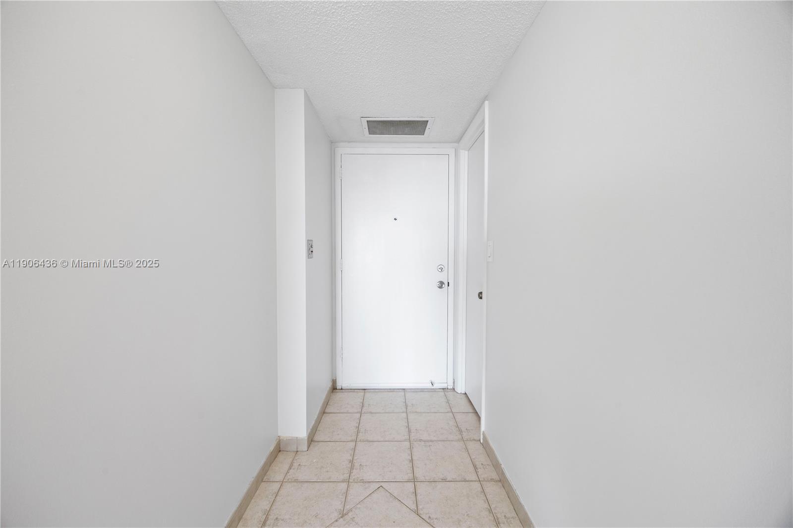 2750 NE 183rd St #2601 Aventura, FL 33160