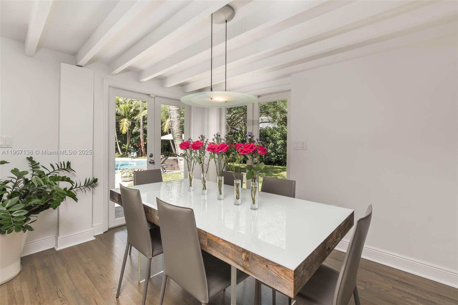 9240 SW 69th Ct Pinecrest, FL 33156