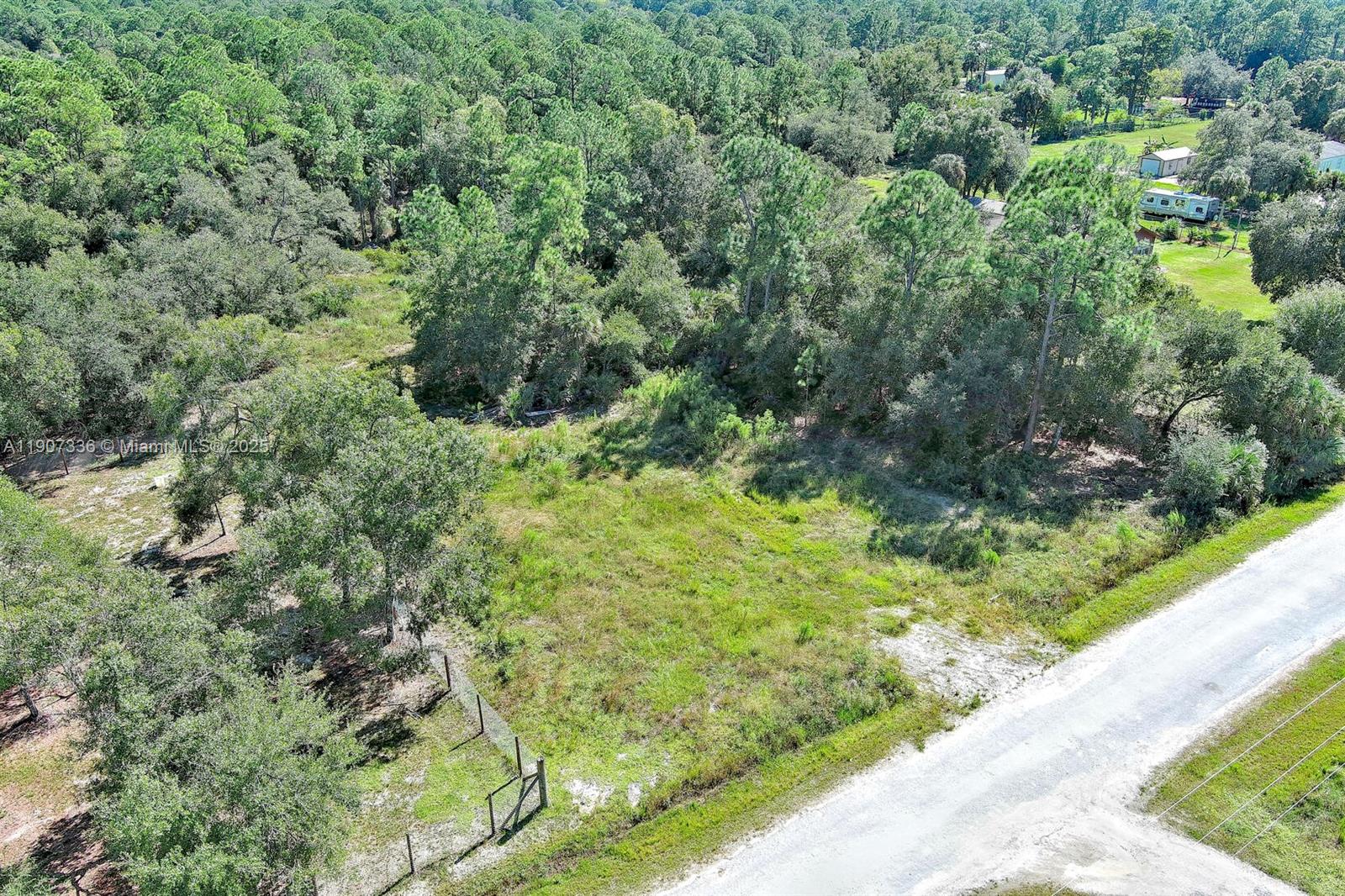 325 S Estribo St Clewiston, FL 33440