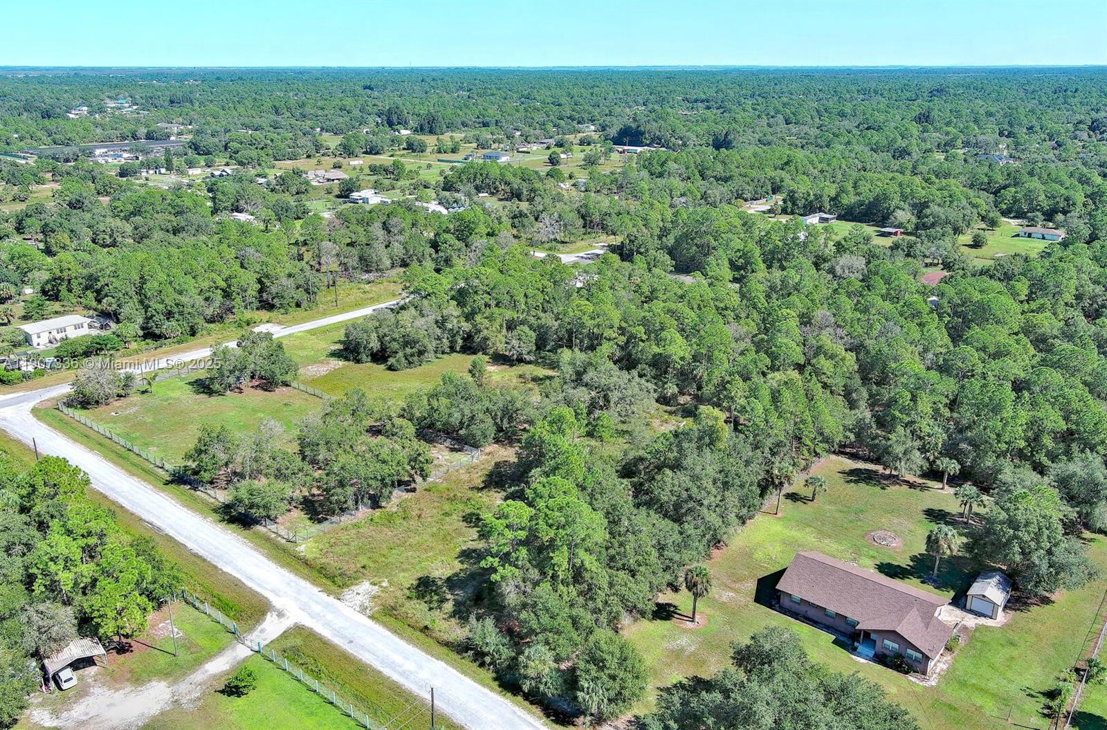 325 S Estribo St Clewiston, FL 33440