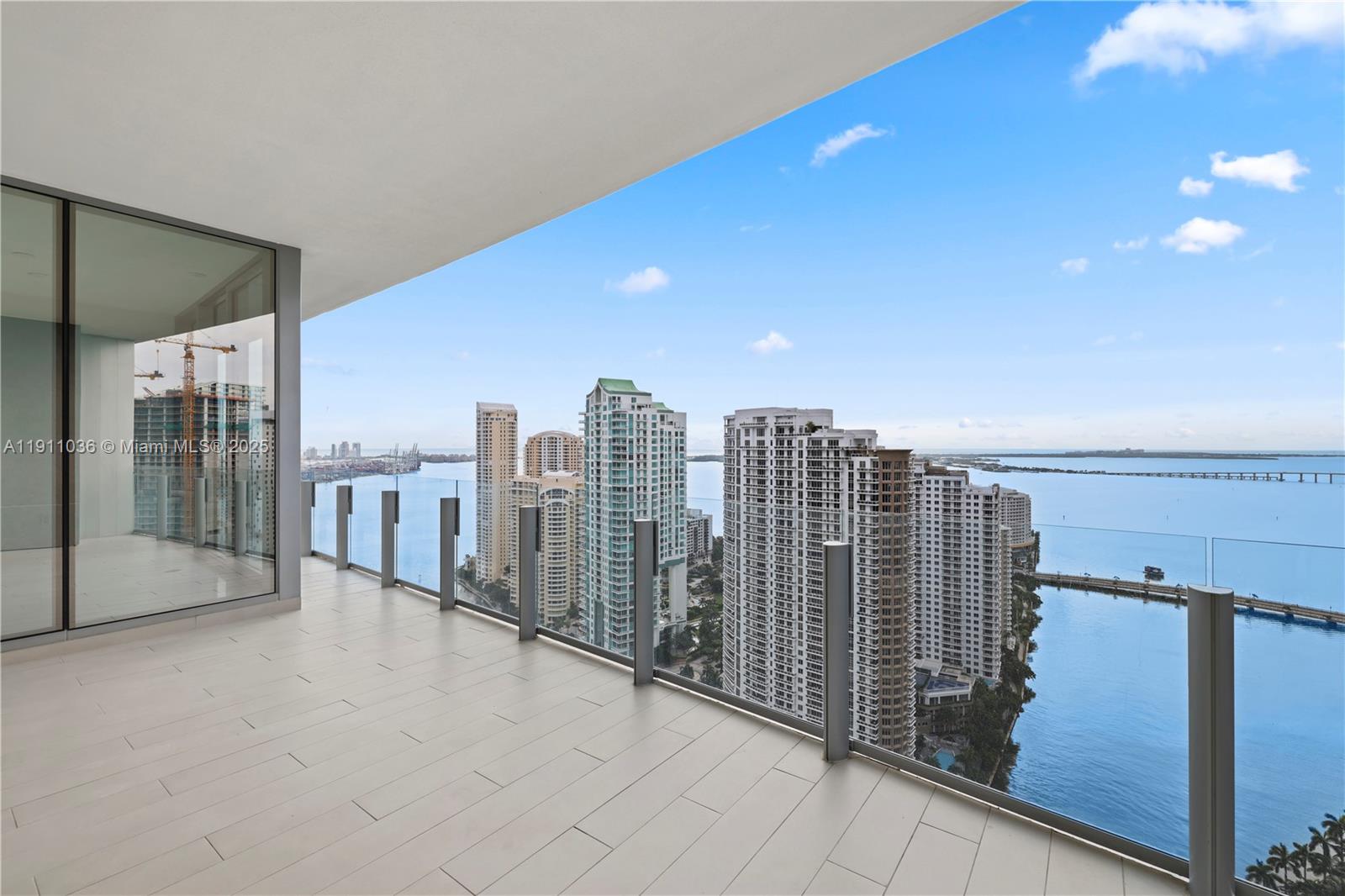 300 Biscayne Blvd Way #3404 Miami, FL 33131