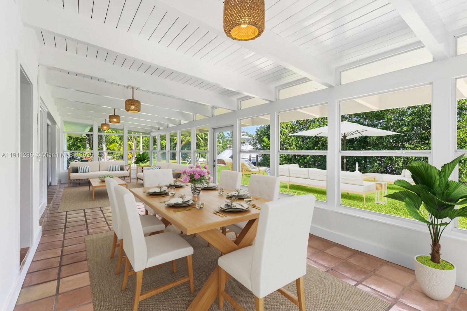 4 Harbor Pt Key Biscayne, FL 33149