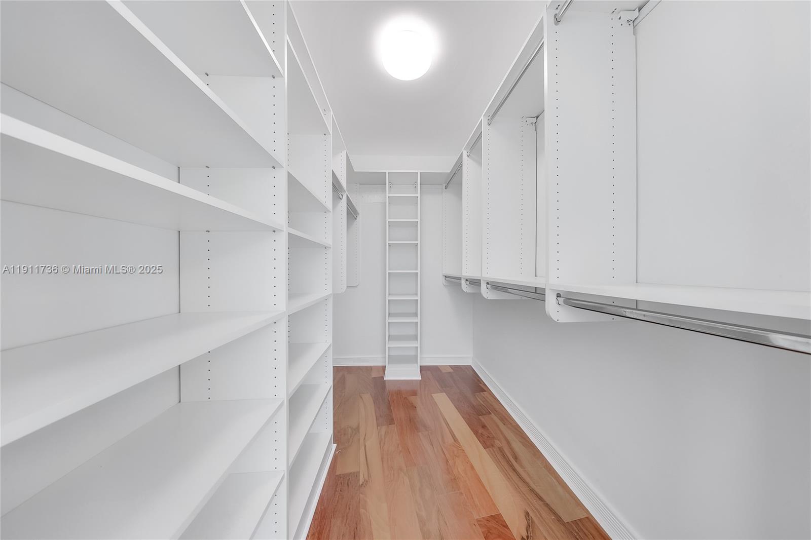 6580 Indian Crk Dr #602 Miami Beach, FL 33141