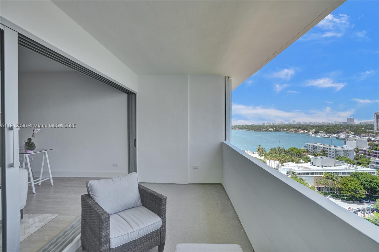 3 Island Ave #PHK Miami Beach, FL 33139
