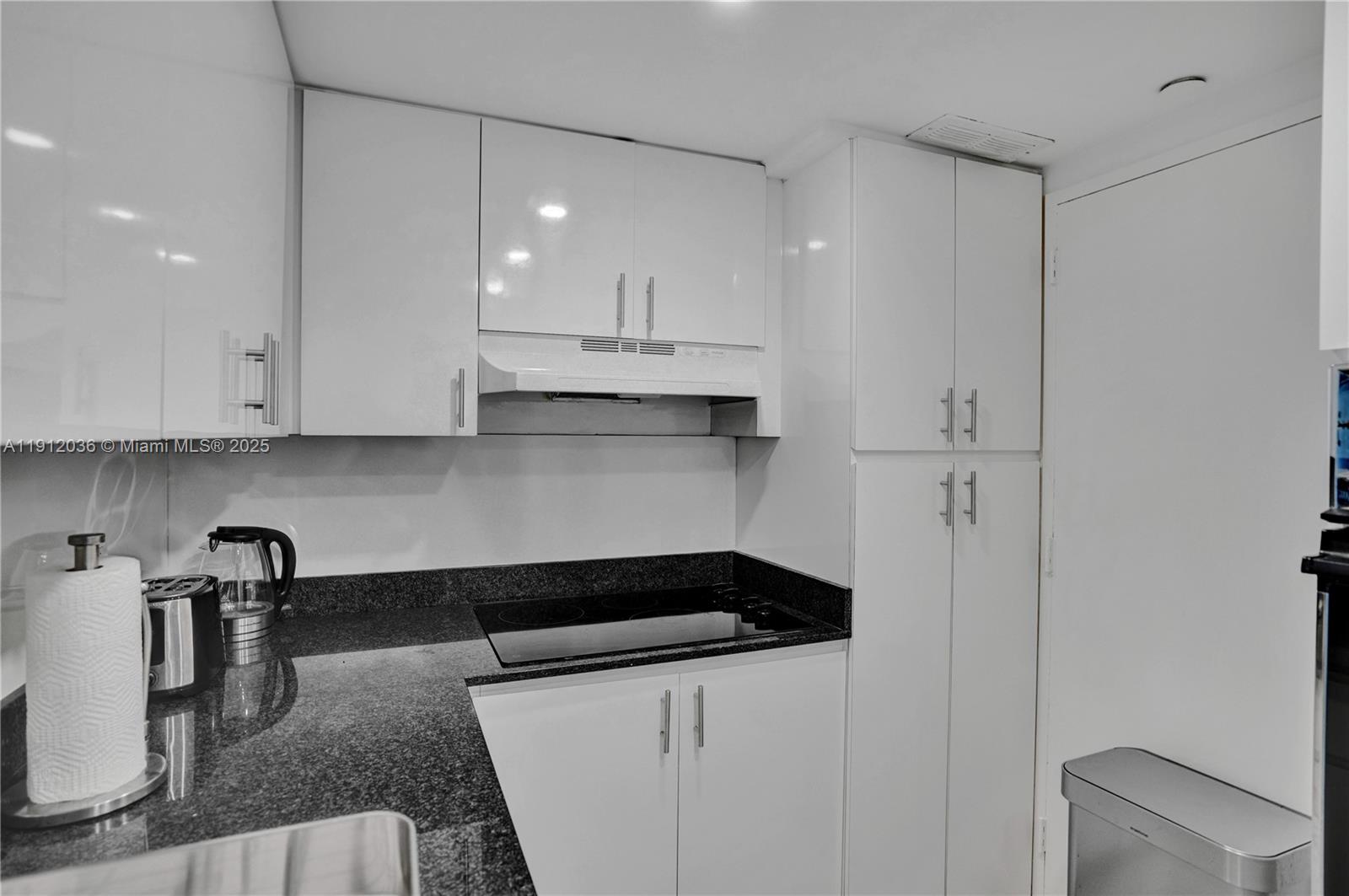 3 Island Ave #PHK Miami Beach, FL 33139