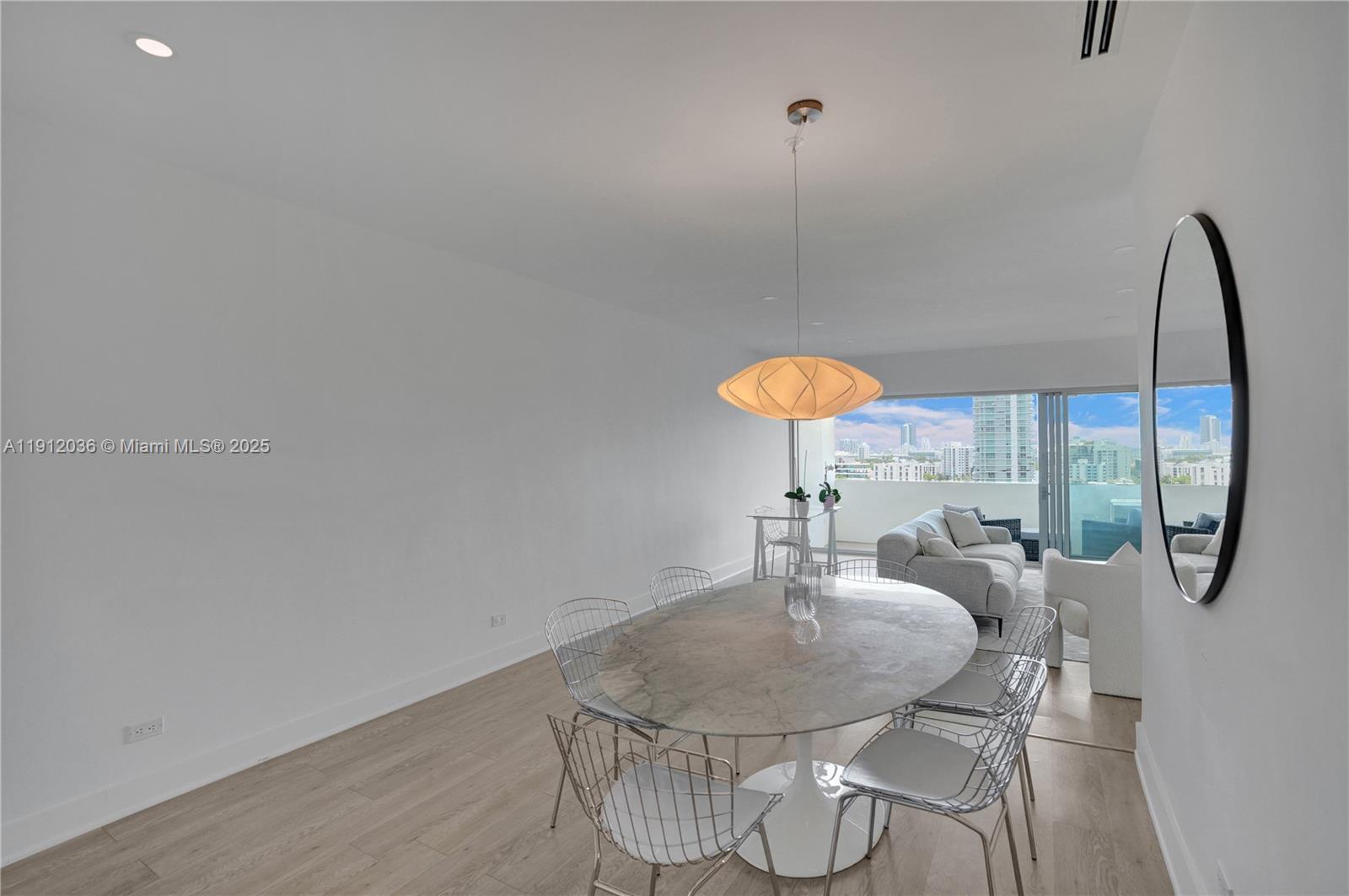 3 Island Ave #PHK Miami Beach, FL 33139
