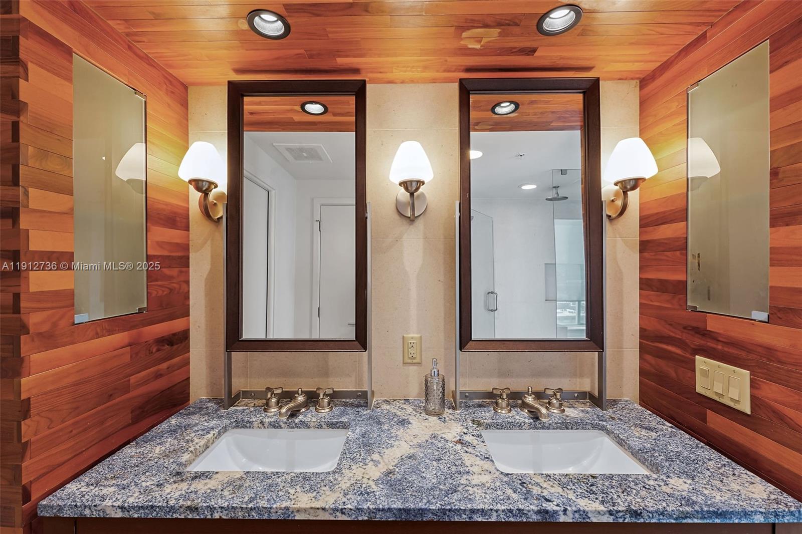 6899 Collins Ave #1204 Miami Beach, FL 33141