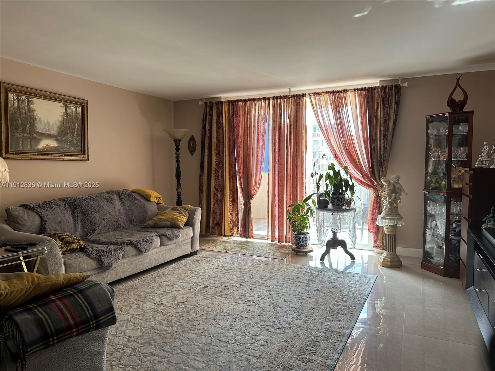 image Prince Geoerge Condo1