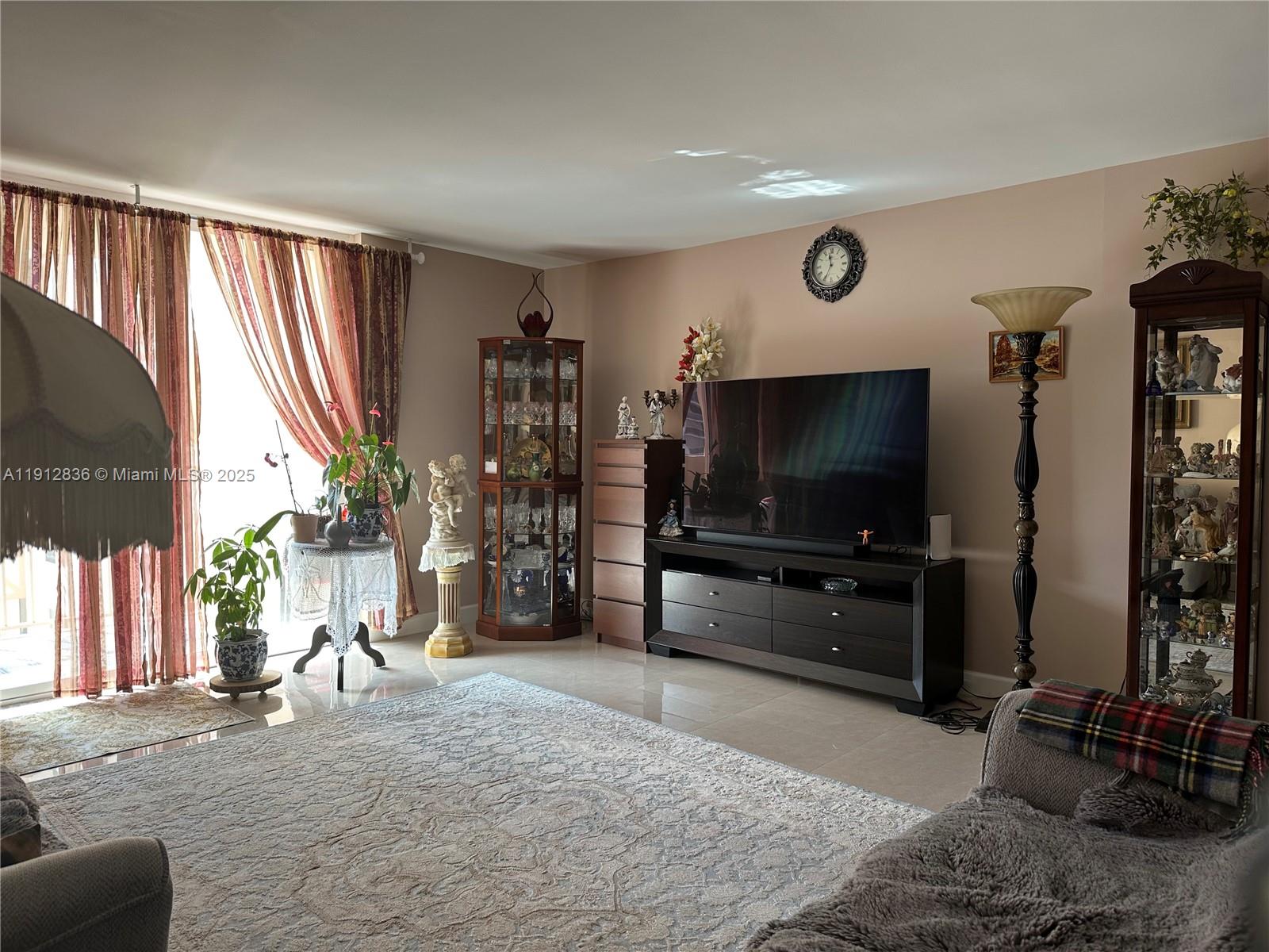 image Prince Geoerge Condo23